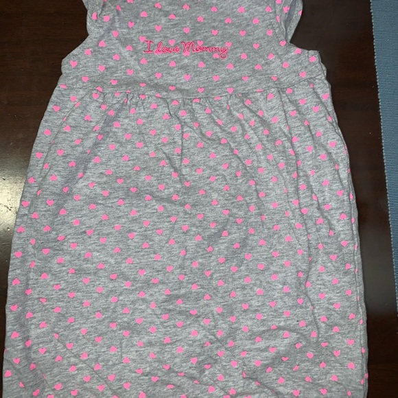 Dresses - Picture 5 of 7